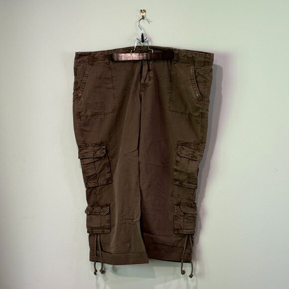 Size 20 Old Navy Low-Rise Worn-Look Capris - Brown - Picture 1 of 4